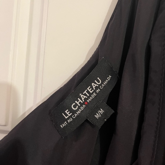 Le Chateau jumpsuit - Picture 2 of 2